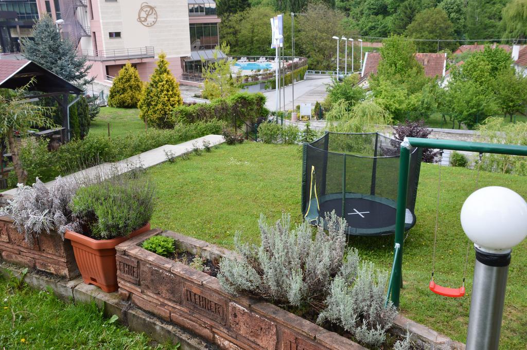 Apartments Vila Връдник Екстериор снимка