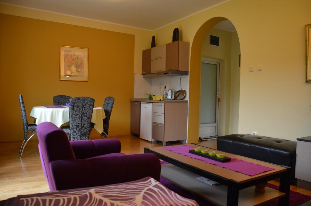 Apartments Vila Връдник Екстериор снимка