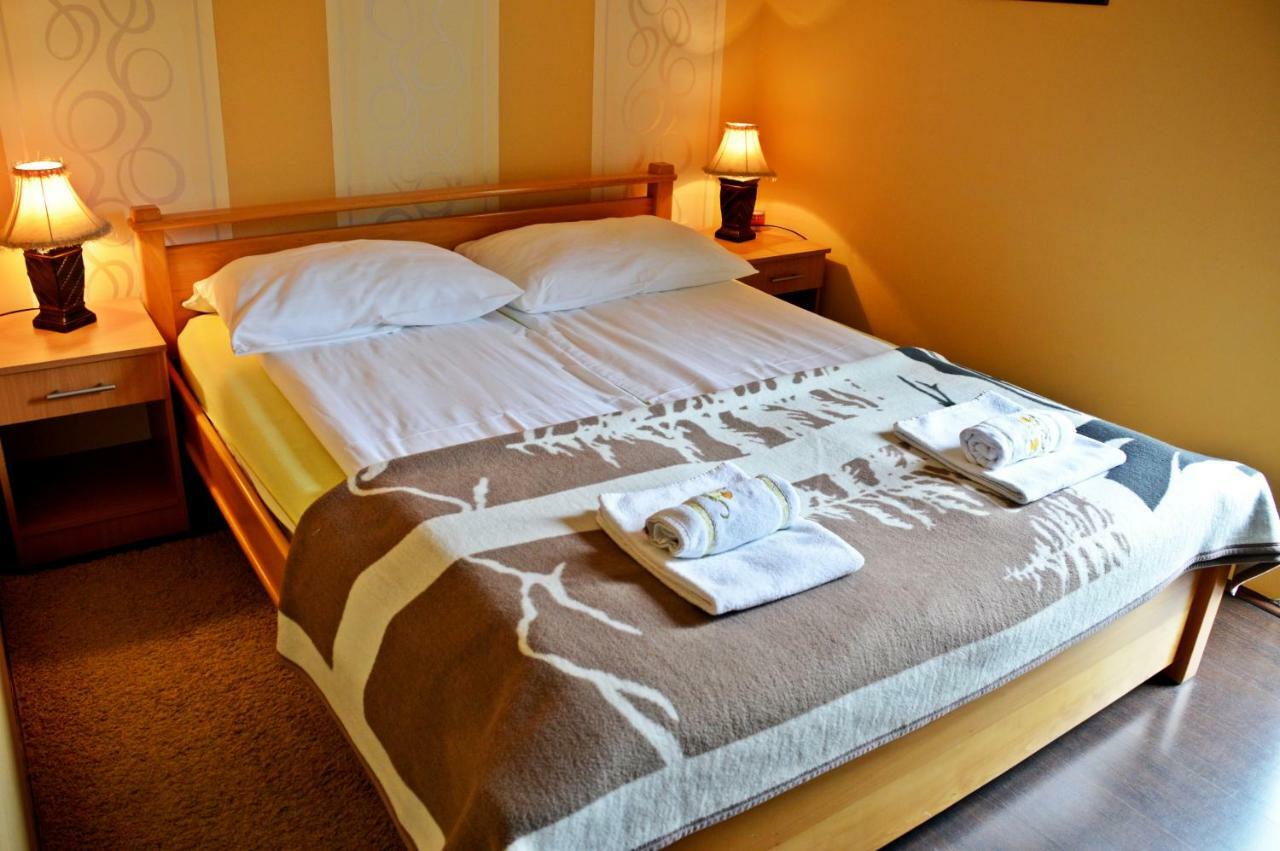 Apartments Vila Връдник Екстериор снимка